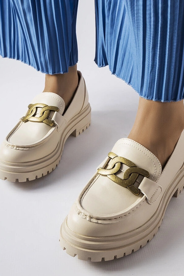 Mocassins beiges ornés d'une boucle Schlanders