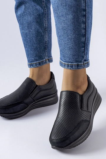 Baskets compensées ajourées...