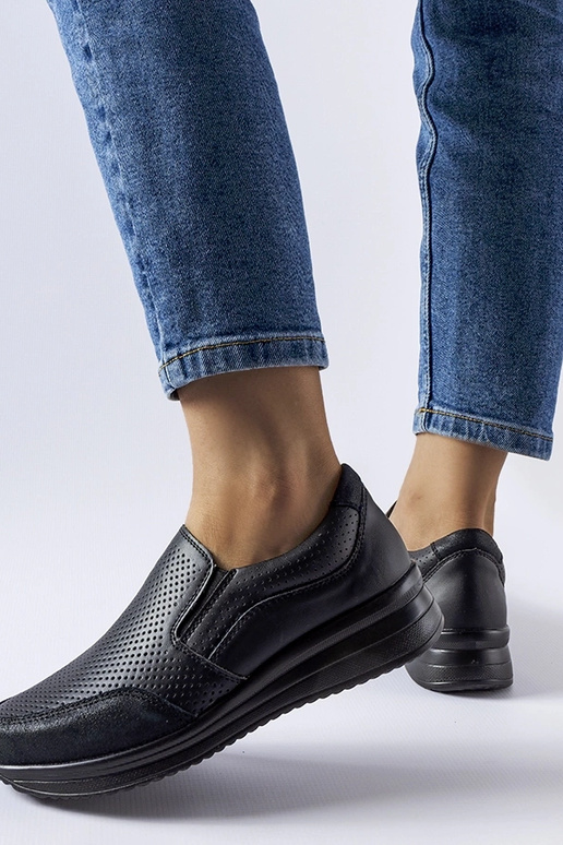 Baskets compensées ajourées noires... Baskets compensées ajourées noires...