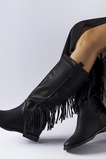 Bottes noires à semelle... 2