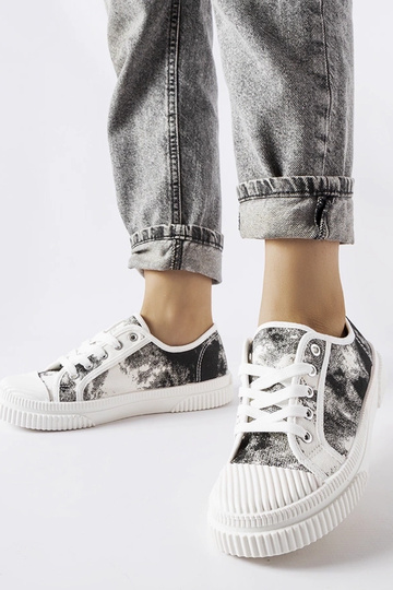 Baskets Clavet noires délavées