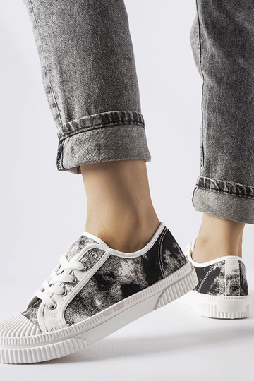 Baskets Clavet noires délavées 2