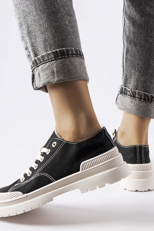 Baskets en toile noires Nassar