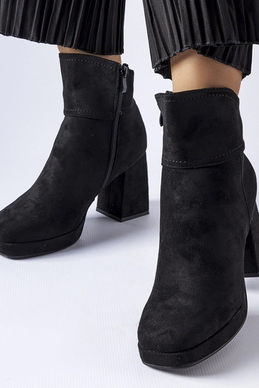 Bottines noires à talon massif Itaf