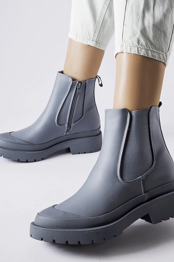 Bottes en caoutchouc grises... 2