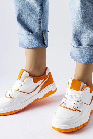Baskets Barrette blanches et oranges