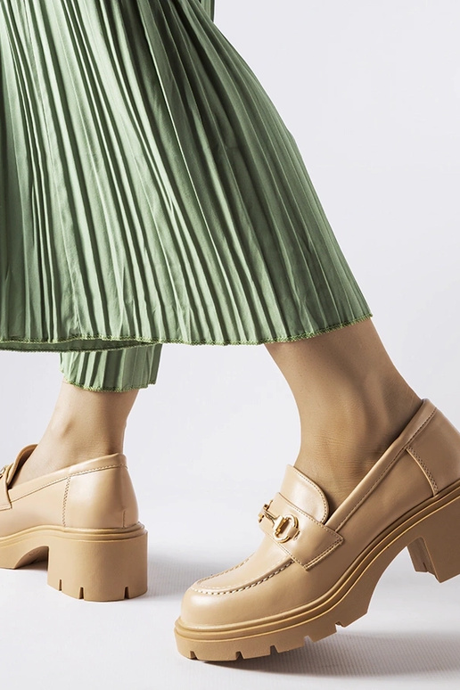 Bottines à talon couleur sable, «...