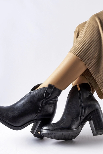 Bottines d'hiver noires en cuir, Karino 2