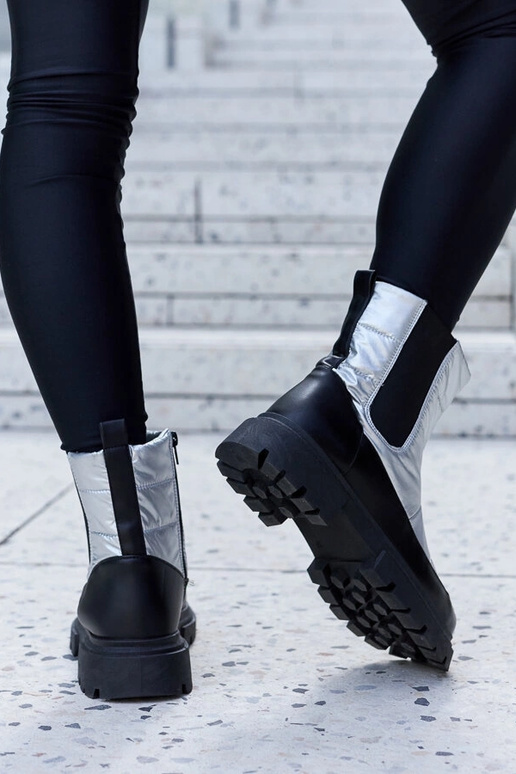 Bottines d'hiver noires en suède...