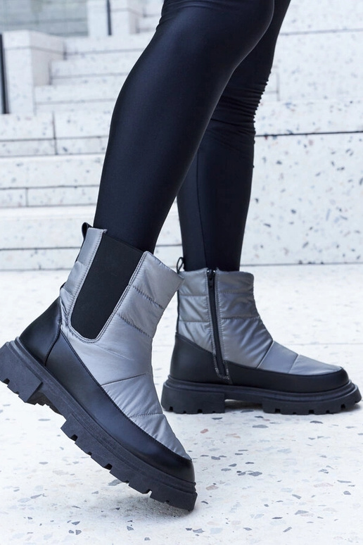 Bottes de neige isolées grises Galvani