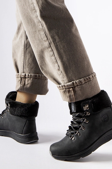 Bottes noires isolées Big Star MM274488 2