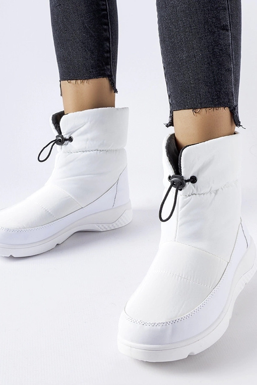 Bottes de neige isolées blanches pour...