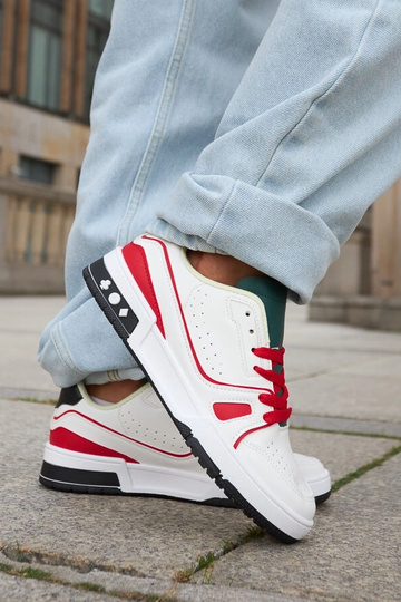 Chaussures Archie rouges et blanches avec languette verte 2