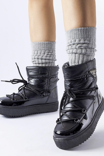 Bottes de neige isolées... 2