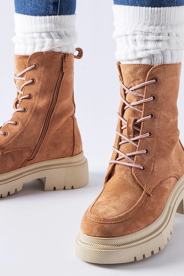 Chaussures de randonnée...