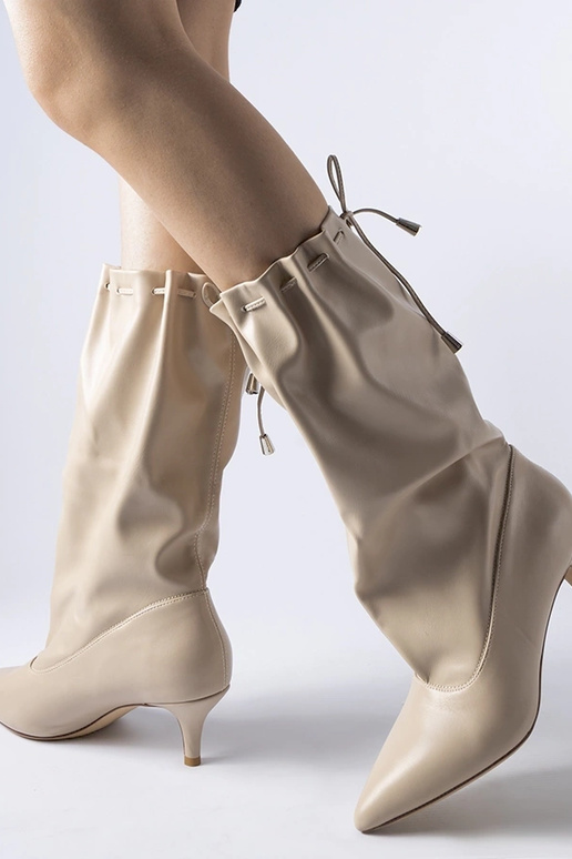 Bottes beiges à talon bas Deserres Bottes beiges à talon bas Deserres