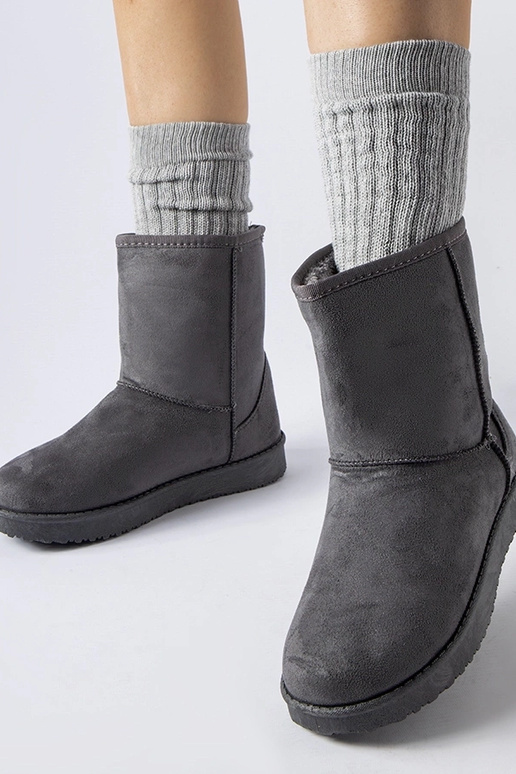 Bottes de neige classiques isolées... Bottes de neige classiques isolées...