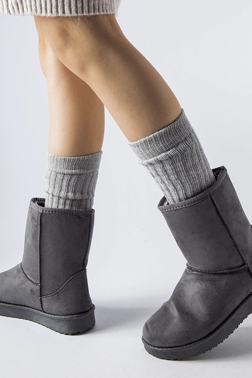 Bottes de neige classiques isolées... Bottes de neige classiques isolées...