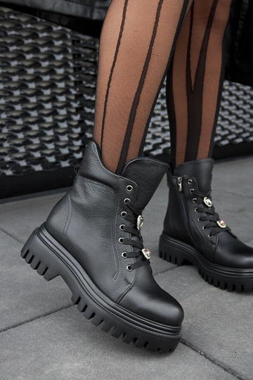 Bottines en cuir noires...