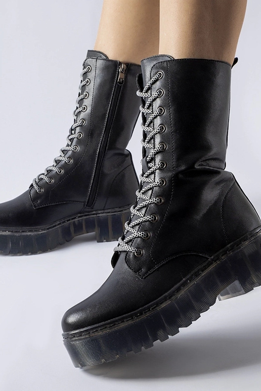 Bottes noires chaudes en cuir...