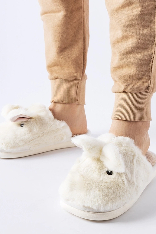 Chaussons blancs chauds avec oreilles...
