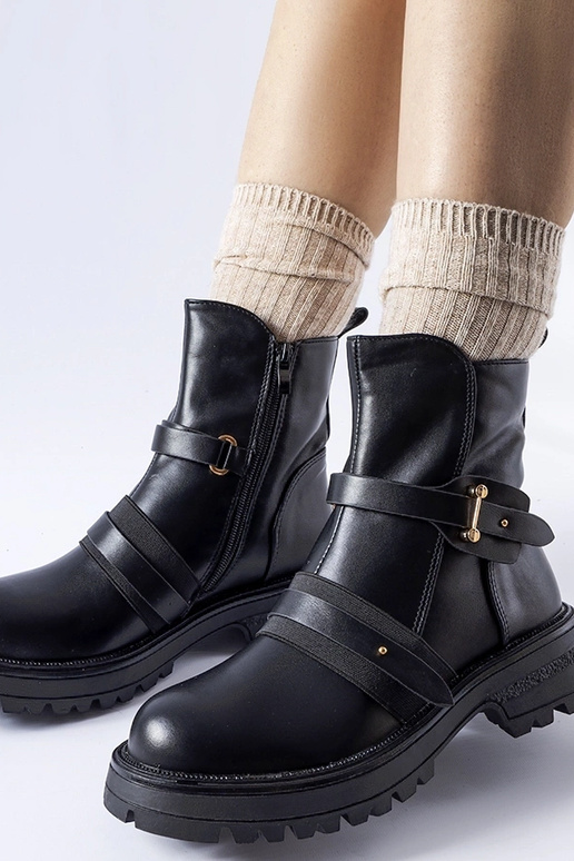 Bottines Laderoute isolées noires