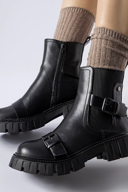 Bottines noires à semelle Fontarine...