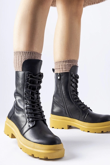 Bottes de travail noires...