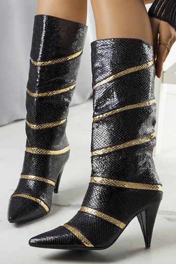 Bottes à talons hauts... 2