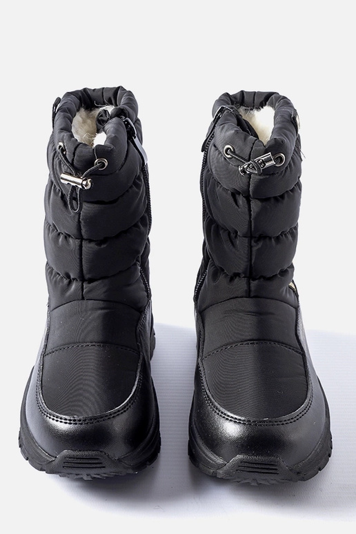 Bottes de neige noires hautes et... Bottes de neige noires hautes et...