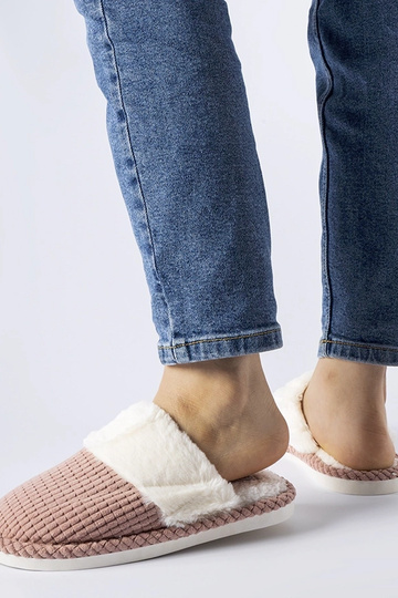 Chaussons chauds roses Frappier