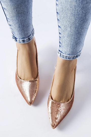 Escarpins à talons... 2