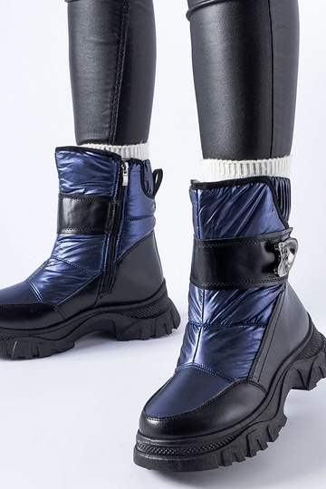 Bottes de neige marines sur... 2