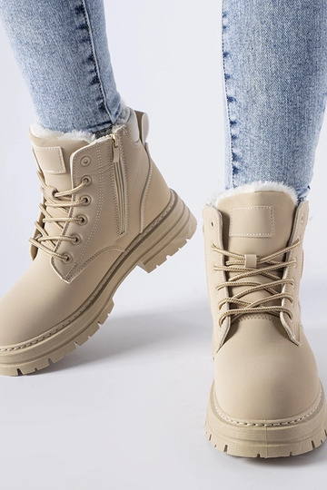 Bottines fourrées beiges... 2