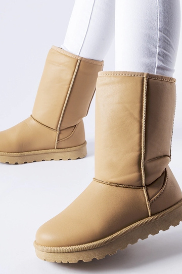 Bottes de neige classiques... 2