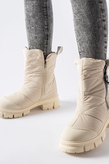 Bottes de neige matelassées...