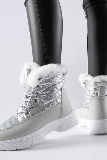 Bottes de neige à...