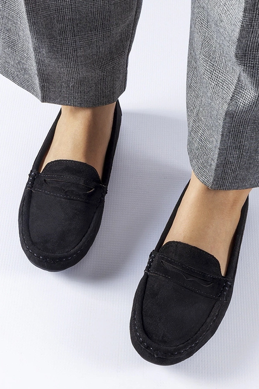Mocassins noirs en suède synthétique... Mocassins noirs en suède synthétique...