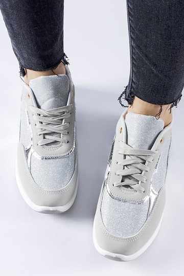 Baskets à paillettes grises... 2