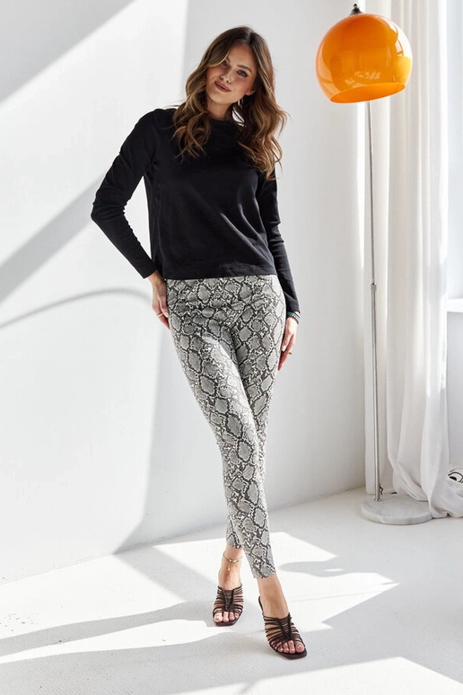 Tongs marron pour femmes sur un talon... Tongs marron pour femmes sur un talon...