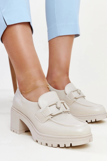 Chaussures semi-formelles beiges avec semelle en cuir Vinceza