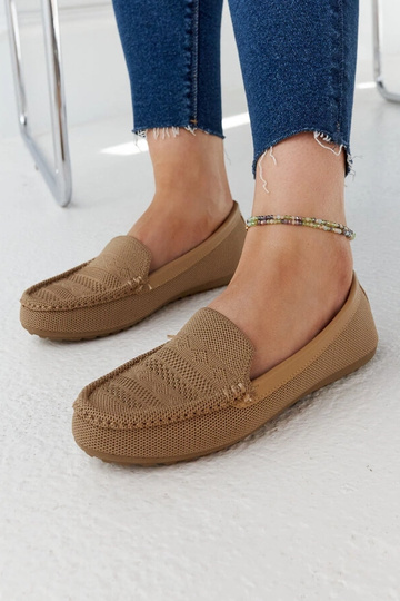 Mocassins en tissu beige...