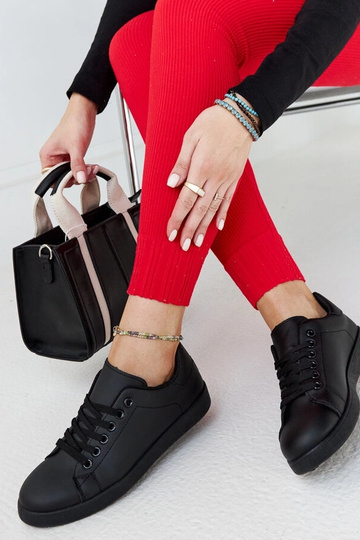 Baskets à plateforme noires...