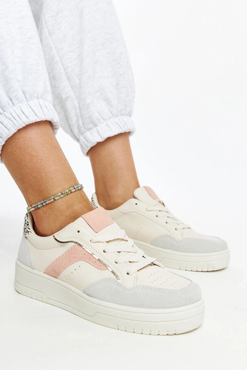 Baskets blanches sur la plateforme Walda 2