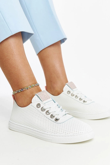 Baskets blanches en cuir...