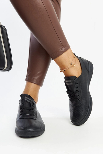 Baskets en cuir écologique noires Yusra 2