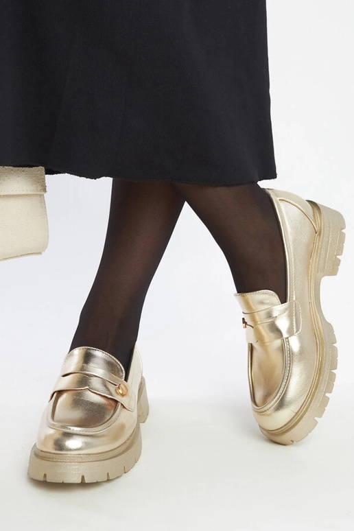 Mocassins dorés en simili cuir Mladenka