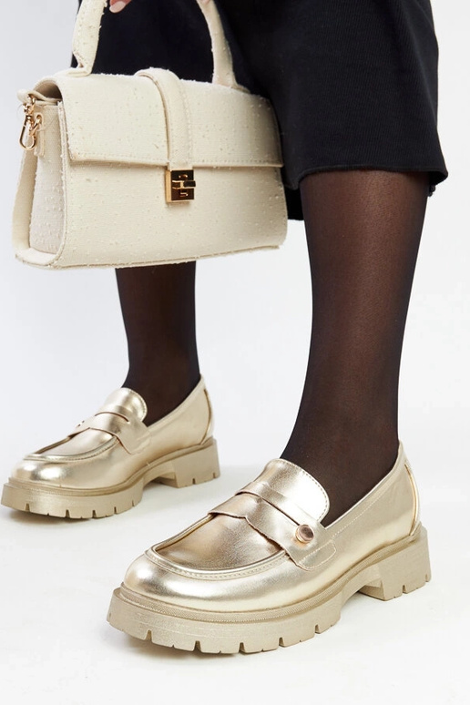 Mocassins dorés en simili cuir Mladenka