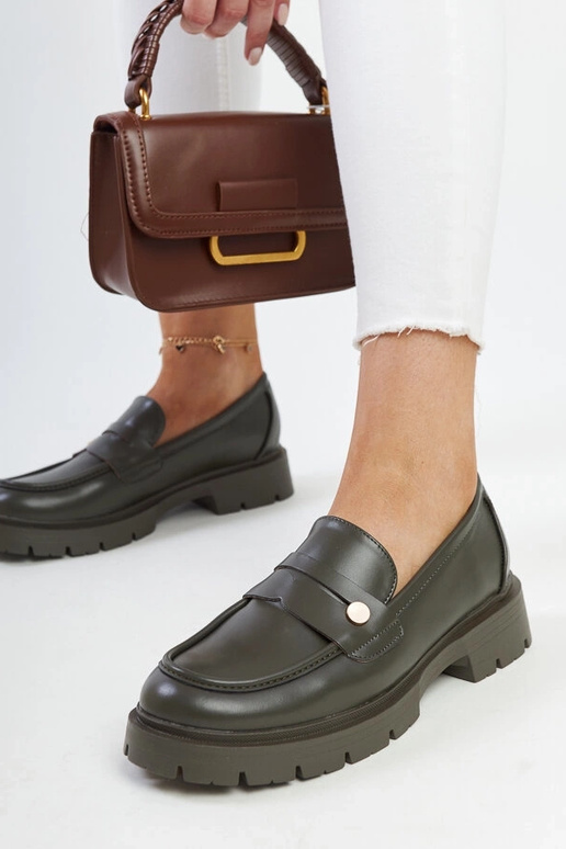 Chaussures vert foncé en simili cuir...