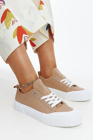 Baskets en tissu marron...